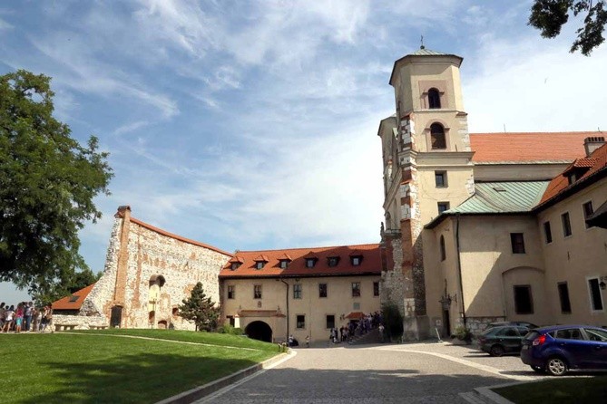 Konserwacja zabytków opactwa w Tyńcu