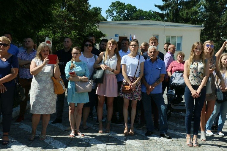 Ślubowanie nowych policjantów
