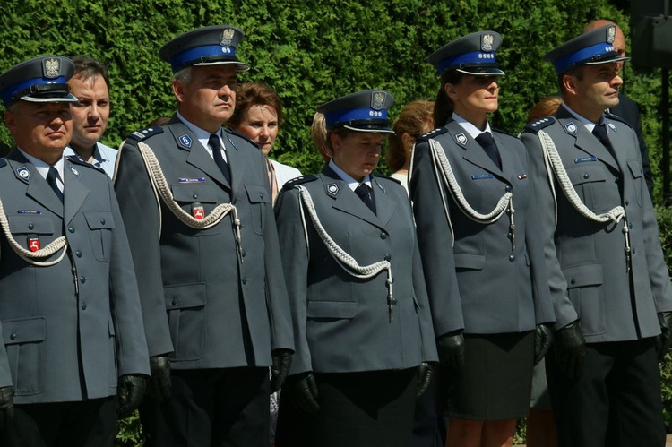 Ślubowanie nowych policjantów