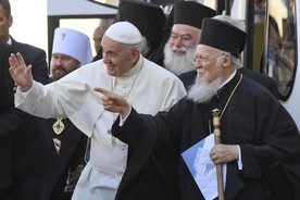 Franciszek w Bari: niech pokój zapanuje na Bliskim Wschodzie 