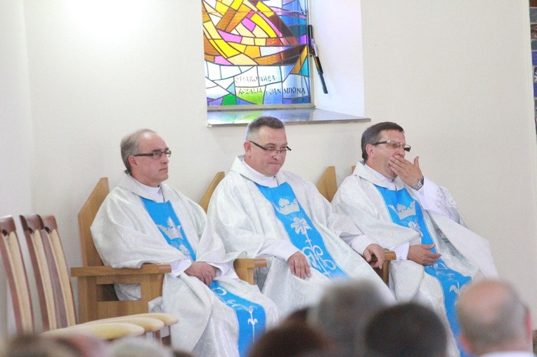Przybysławice - tablica ks. Michała Dziedzica