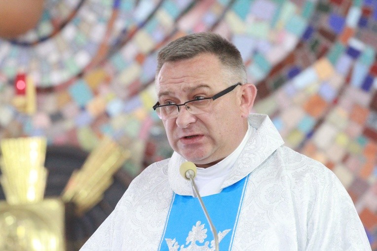 Przybysławice - tablica ks. Michała Dziedzica