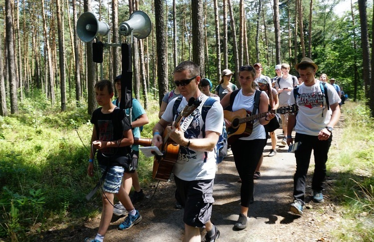 Szósty dzień Festiwalu Życia z pielgrzymką do Lublińca