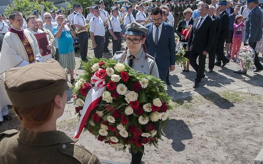 Tablica dla niezłomnych w Darłówku