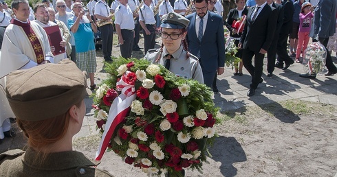 Tablica dla niezłomnych w Darłówku