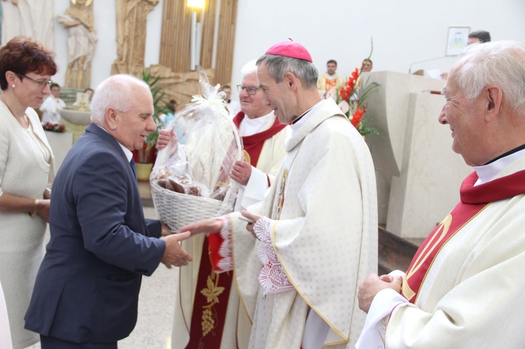 Uroczystość w Łękach Górnych