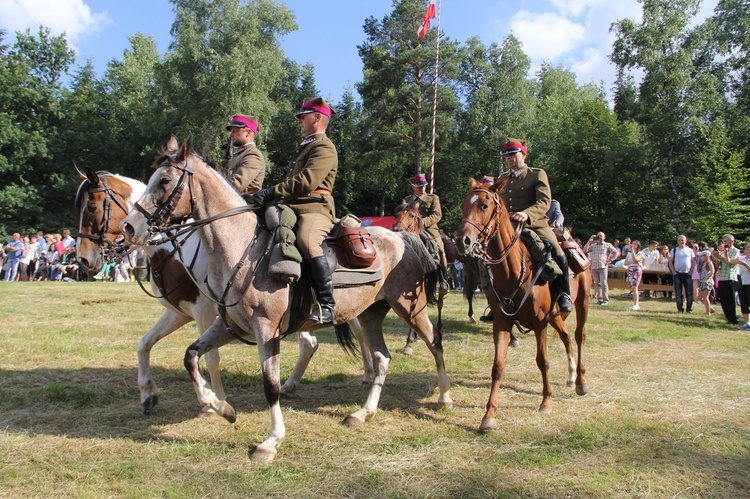 Uroczystości patriotyczne na Korabie