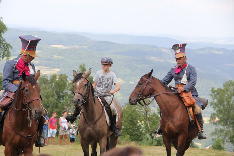 Uroczystości patriotyczne na Korabie