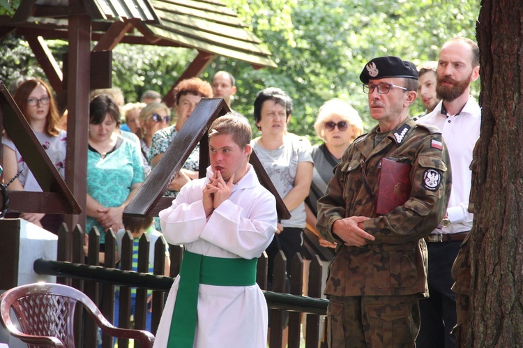 Uroczystości patriotyczne na Korabie