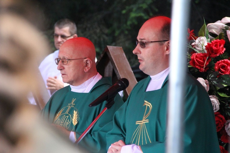 Uroczystości patriotyczne na Korabie