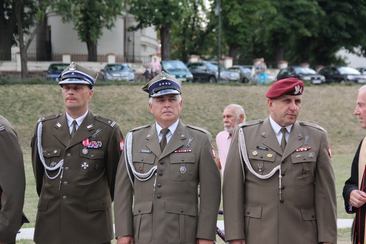 Odsłonięcie pomnika Jana Kozietulskiego w Skierniewicach