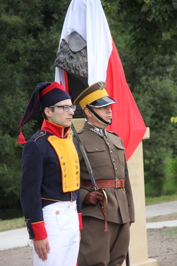 Odsłonięcie pomnika Jana Kozietulskiego w Skierniewicach