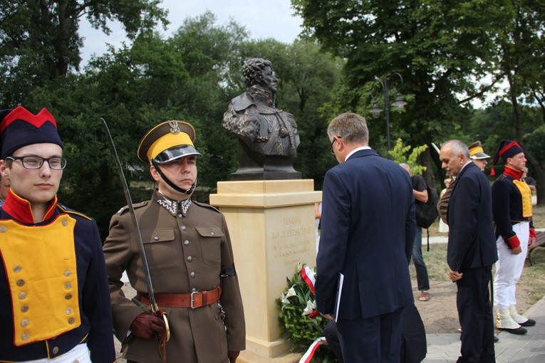 Odsłonięcie pomnika Jana Kozietulskiego w Skierniewicach