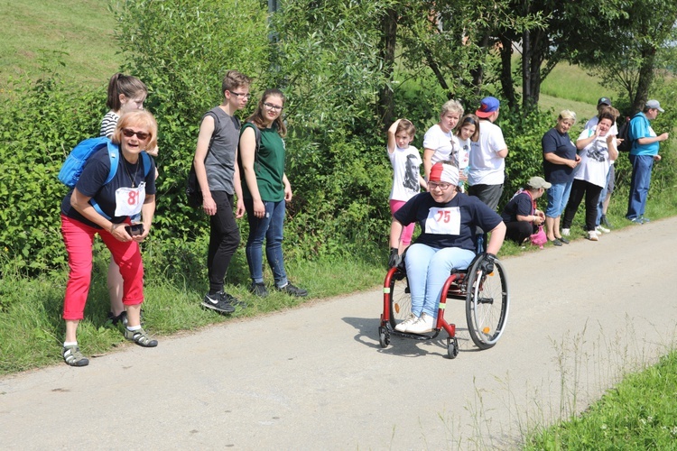 Integracyjny rajd "Dzieci Serc" na Matyskę - 2018