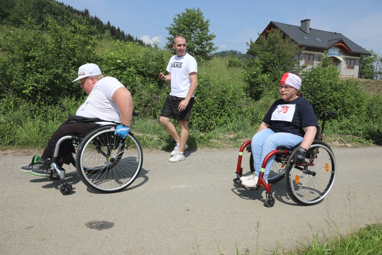 Integracyjny rajd "Dzieci Serc" na Matyskę - 2018