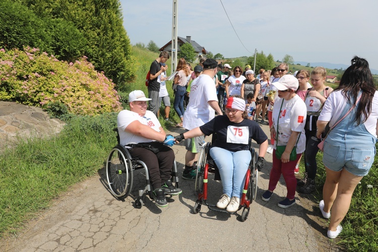 Integracyjny rajd "Dzieci Serc" na Matyskę - 2018