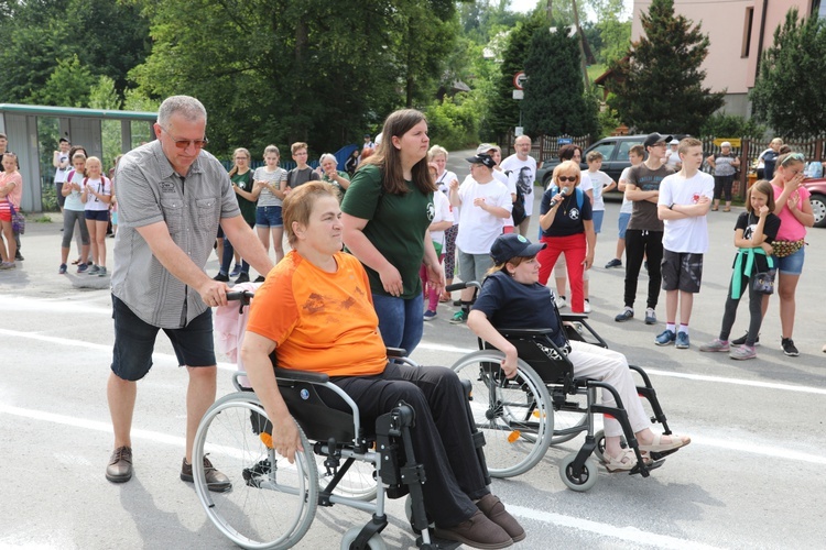 Integracyjny rajd "Dzieci Serc" na Matyskę - 2018