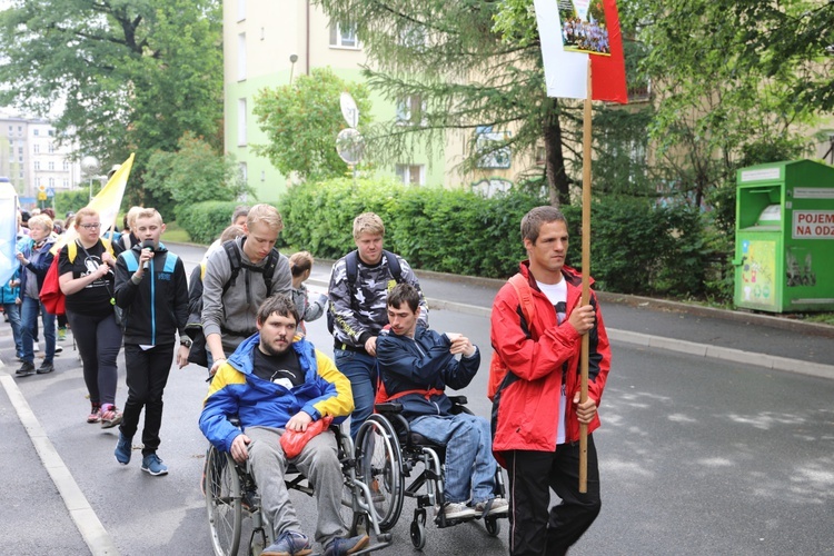 Pielgrzymka "Ogień Lolek" z Bielska-Białej na Matyskę - 2018