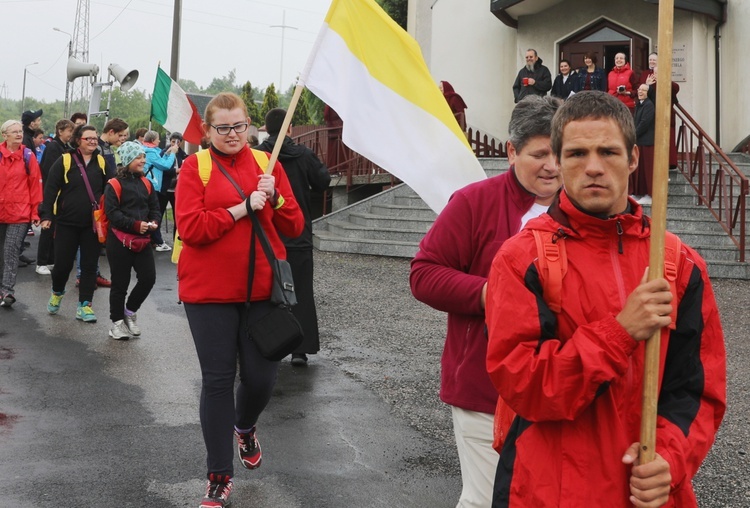 Pielgrzymka "Ogień Lolek" z Bielska-Białej na Matyskę - 2018