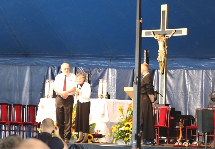 Bp Piotr Greger na Festiwalu Życia w Kokotku