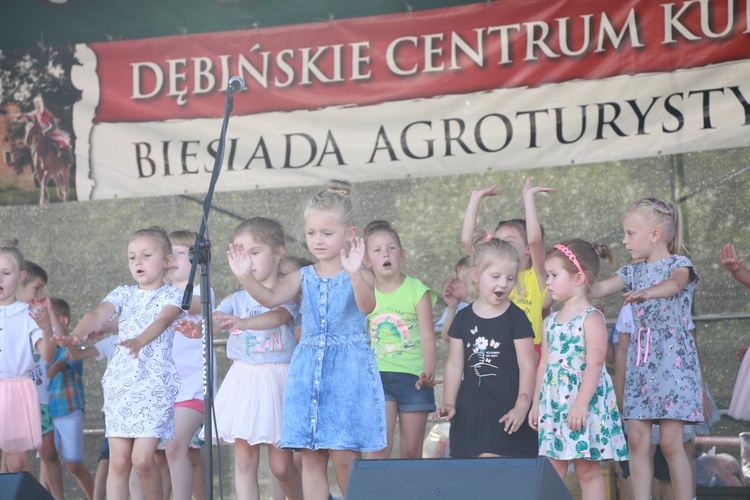 Biesiada agroturystyczna w Porąbce Uszewskiej