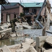 Już 141 ofiar śmiertelnych powodzi w Japonii