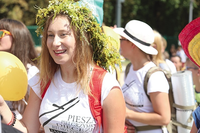 ▲	Każdy jasnogórski pielgrzym przeżywa radość ze spotkania z Maryją.