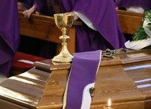 W dniu swoich urodzin zmarł ks. Janusz Krzak