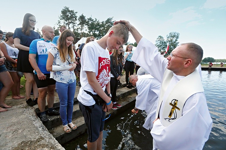 Nie martw się o tych, których nie ma w kościele