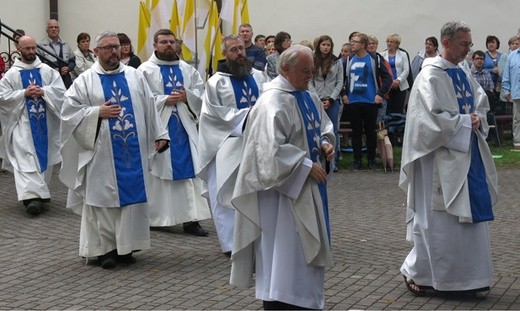Rychwałd: lipcowe czuwanie