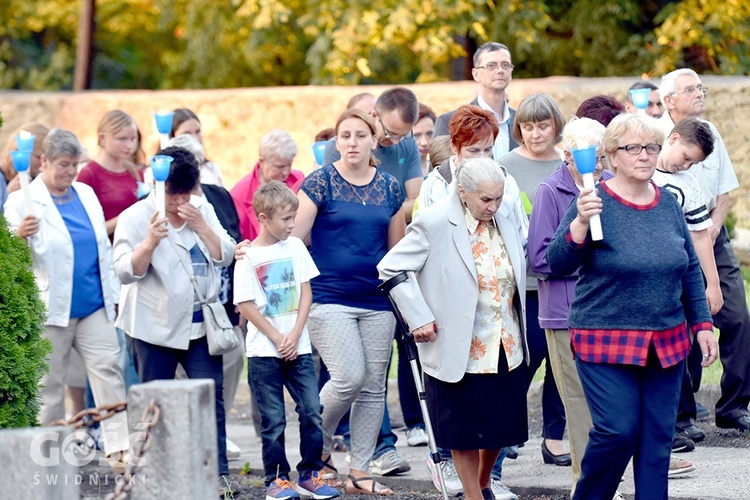 Poświęcenie nowej korony dla Matki Bożej w Grodziszczu