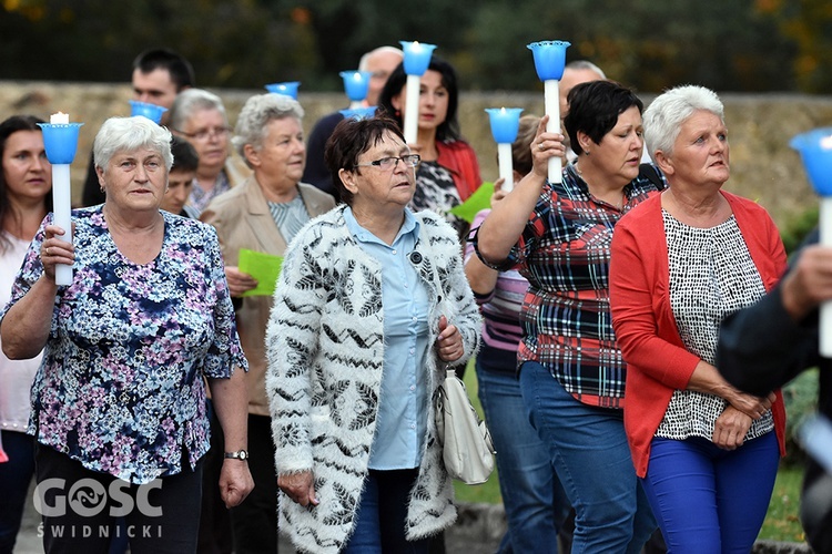 Poświęcenie nowej korony dla Matki Bożej w Grodziszczu