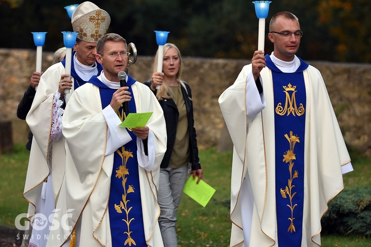 Poświęcenie nowej korony dla Matki Bożej w Grodziszczu