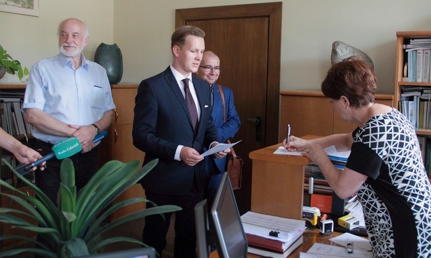 Batalii o "Model" ciąg dalszy