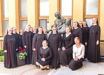 ▼	15 lipca zakonnice obchodziły jubileusz 100-lecia powstania zgromadzenia.