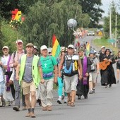 W sierpniu z Warszawy na Jasną Górę wyruszy 9 pielgrzymek pieszych, rowerowych i rolkowych