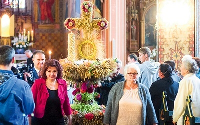 Wieniec to tradycyjny element dożynek.