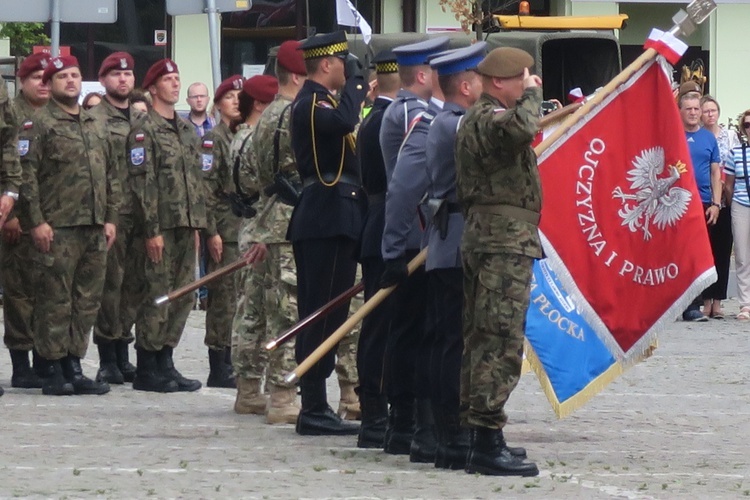 Przysięga terytorialsów w Płocku