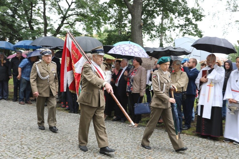 Odsłonięcie w Bielsku-Białej pomnika ofiar ludobójstwa z Wołynia