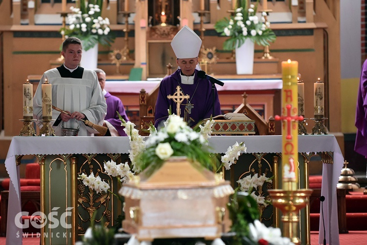 Pogrzeb s. Cherubiny Czerwińskiej w Bielawie