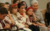 S. Wirginia z dziećmi z Ukrainy