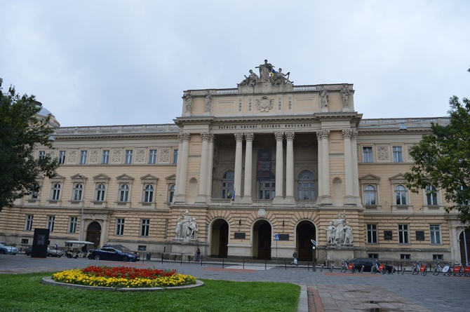 Nowotarżanin buduje kościół we Lwowie 