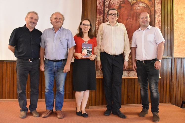 Rada redakcyjna. Od lewej: Krzysztof Miecznikowski, Bogusław Kruszewski, Maria Weronika Kmoch, Piotr Kaszubowski, Wojciech Łukaszewski