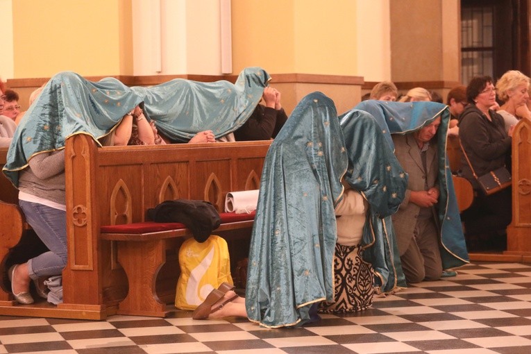 Modlitwa do MB z Guadalupe z Naty de Anda w Czechowicach-Dziedzicach