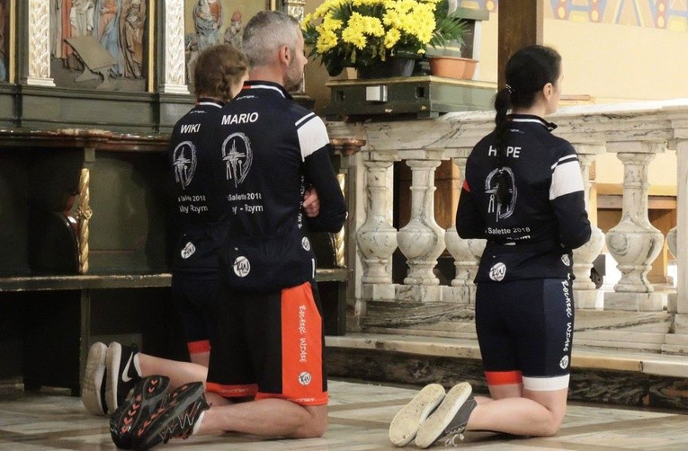 8. Wyprawa "Rozkręć Wiarę": Żywiec-La Salette-Rzym