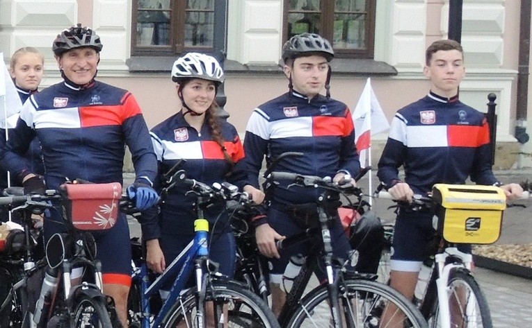 8. Wyprawa "Rozkręć Wiarę": Żywiec-La Salette-Rzym