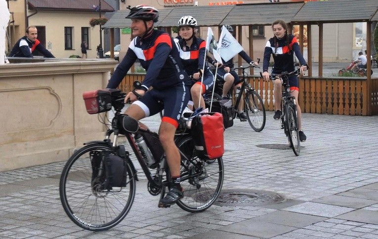 8. Wyprawa "Rozkręć Wiarę": Żywiec-La Salette-Rzym