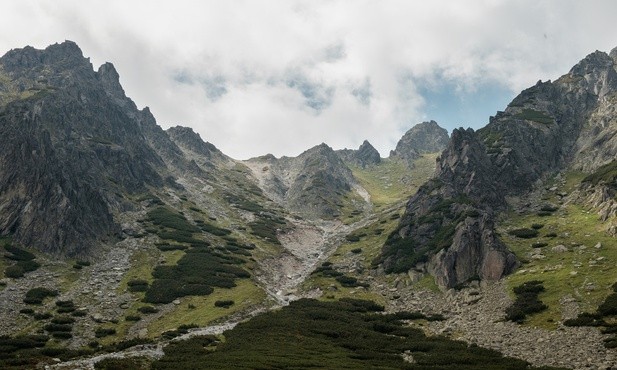 Tatry: Turyści utknęli na zamkniętym szlaku