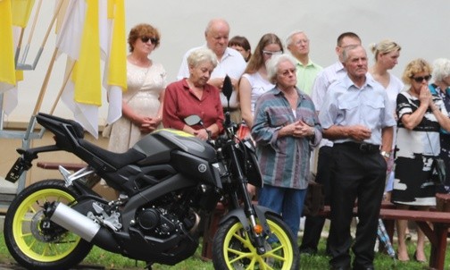 Motocykl przekazany na misje.