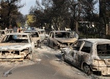 Już co najmniej 50 ofiar śmiertelnych pożarów w okolicach Aten